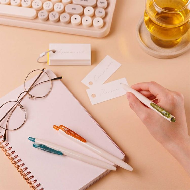 パイロット PILOT ゲルインキボールペン ジュース 05 極細 0.5mm 6色